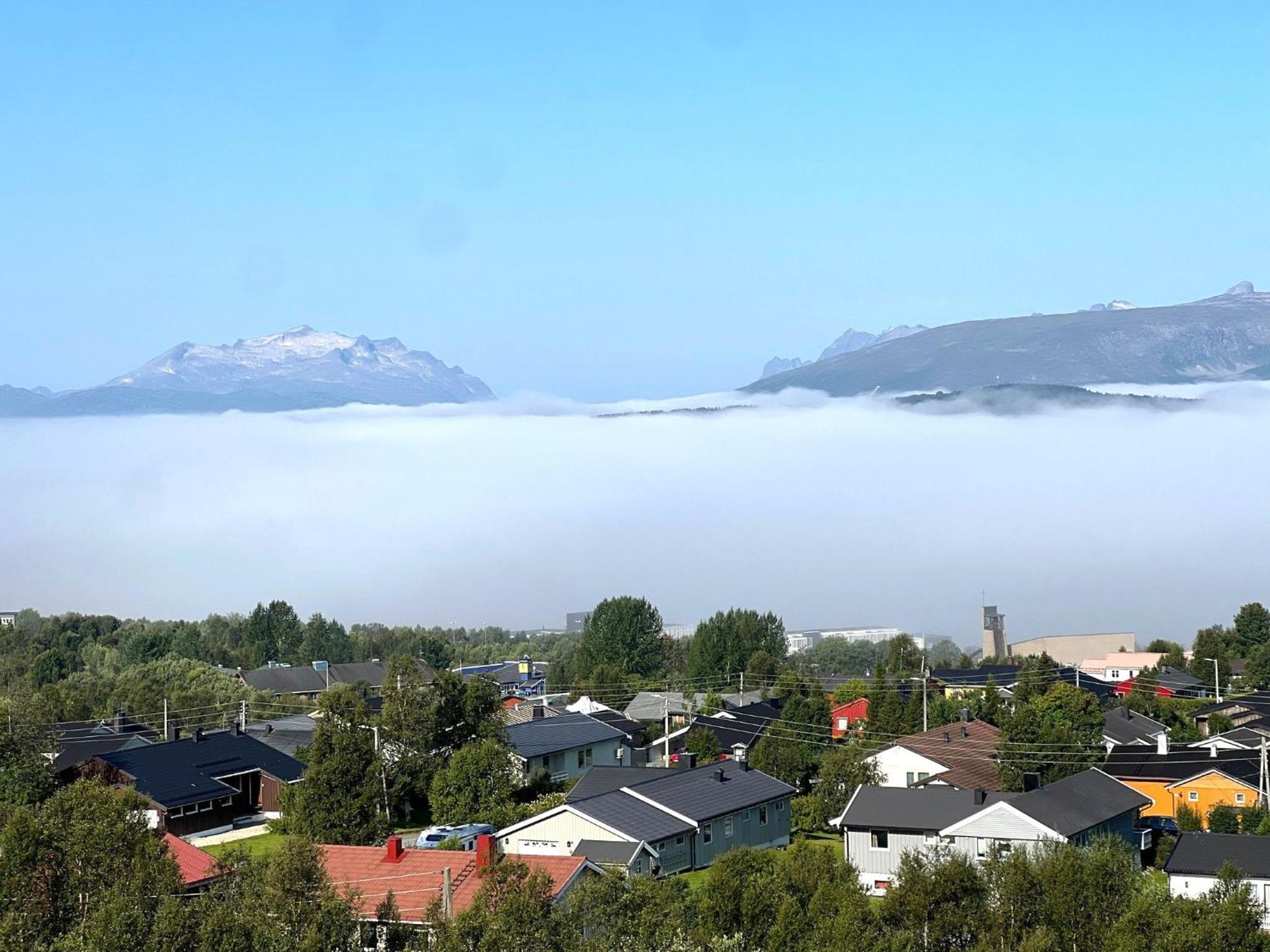 Arctic Inn, Cozy Single Bed Private Room In A Shared Apartment With Stunning Tromso Views Extérieur photo